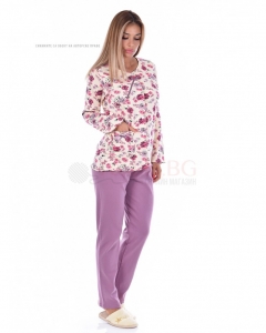 Дамска пижама интерлог в двуцветна комбинация с нежни цветя